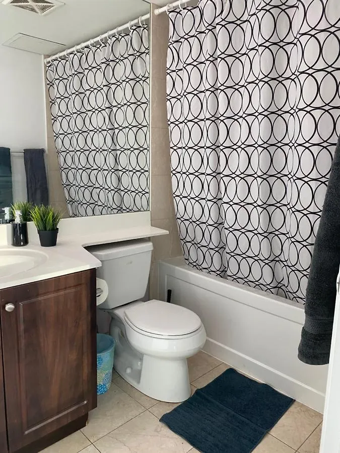Toronto Downtown 2 Bedroom Families Only Sleeps 5 Canada